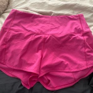 Lululemon speed up shorts size 6 NEW